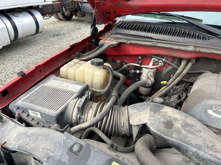 2006-chevrolet-3500-image-40