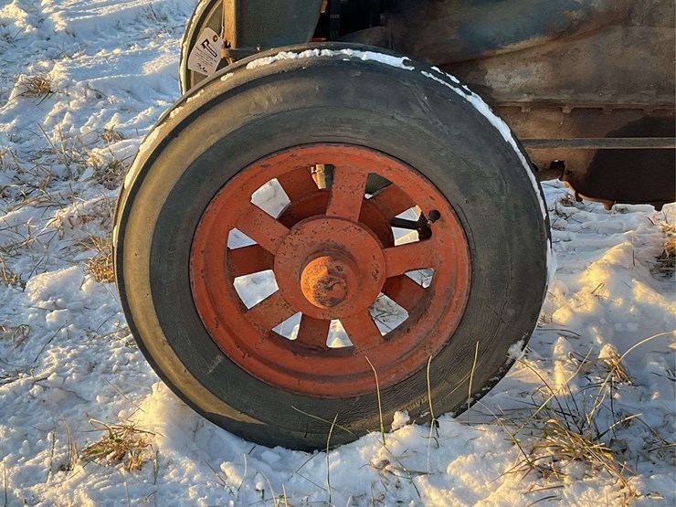 1935-fordson-image-18