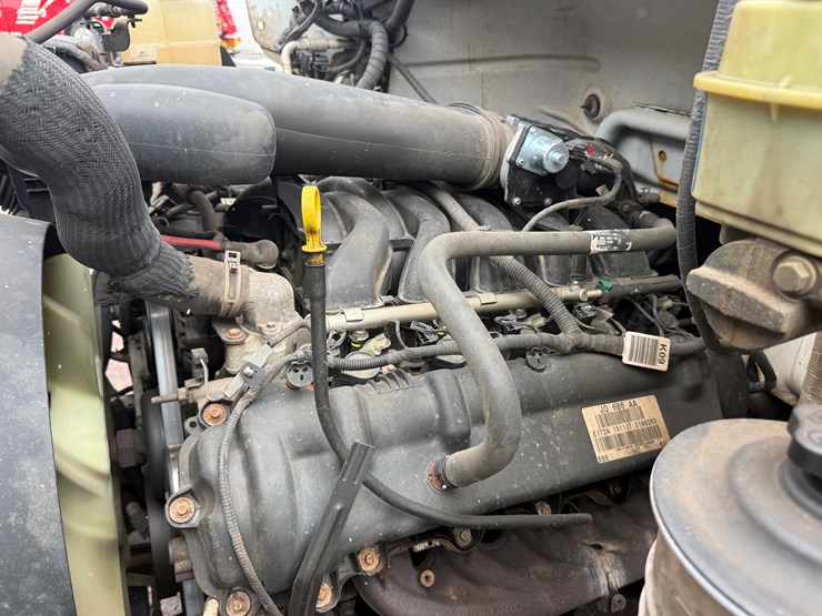 2018-ford-f650-image-42