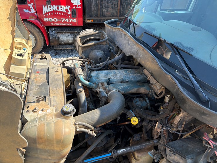 2005-international-durastar-4400-image-33