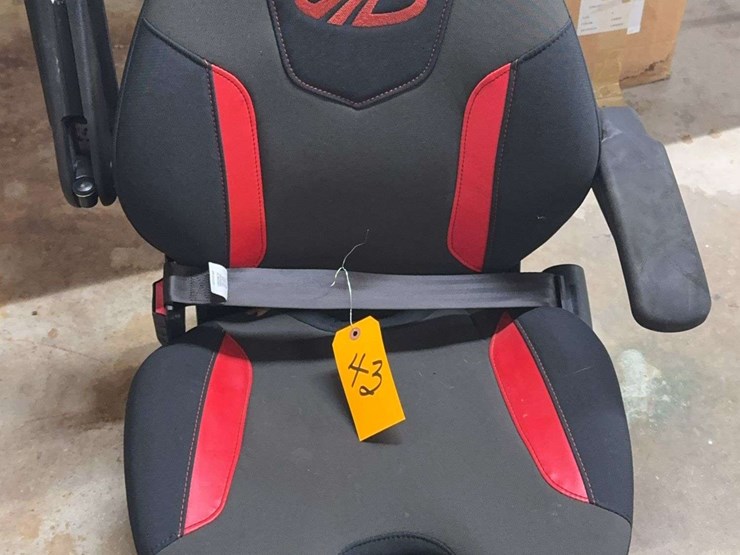 mahindra-tractor-seat-image-1