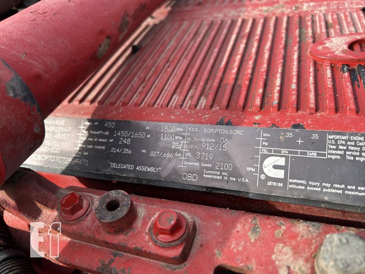 2012-peterbilt-386-image-35