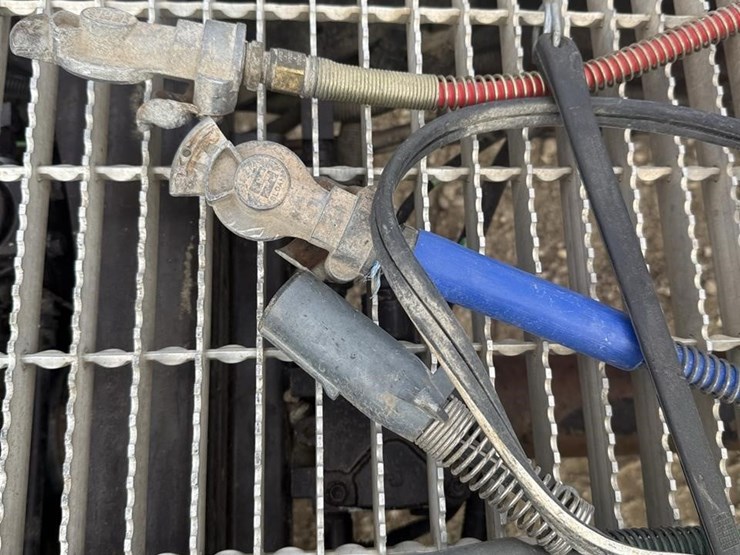 2007-mack-pinnacle-cxp613-image-16