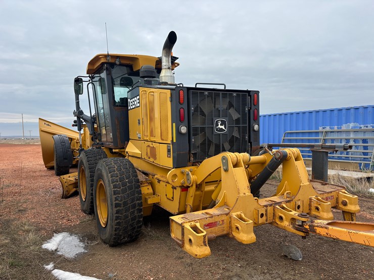 2018-deere-772g-image-4