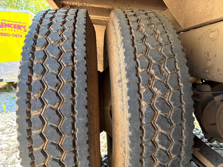 2004-international-4300-sba-image-49