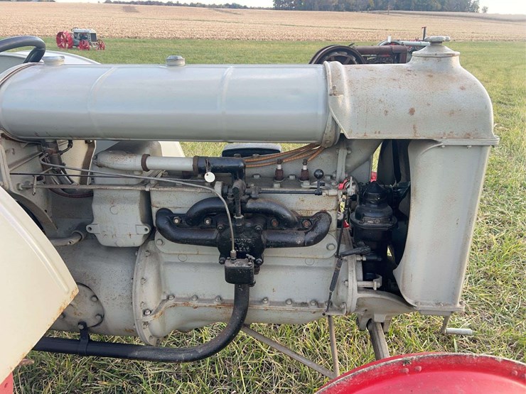 brand-new-never-used-1925-fordson-tractor-image-20