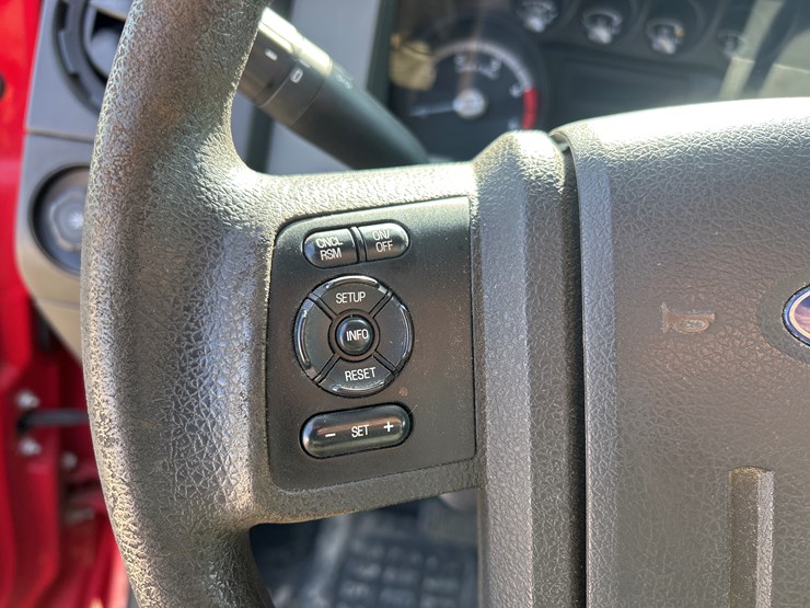 2011-ford-f550-image-65