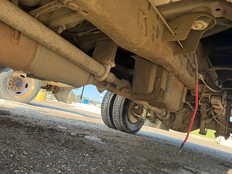 2012-ford-f550-xl-image-21