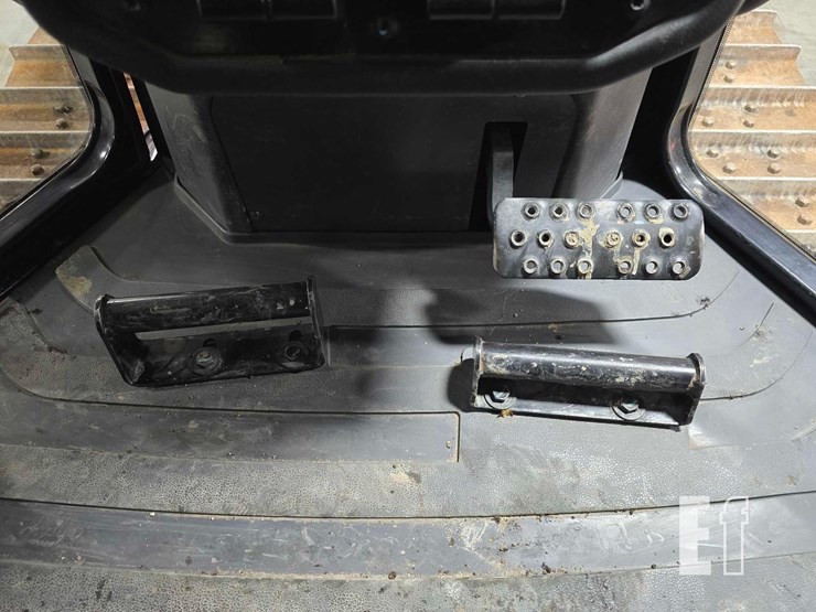 2021-caterpillar-d3-image-17