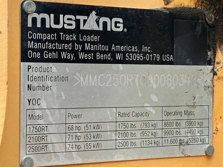 2012-mustang-2500rt-image-21