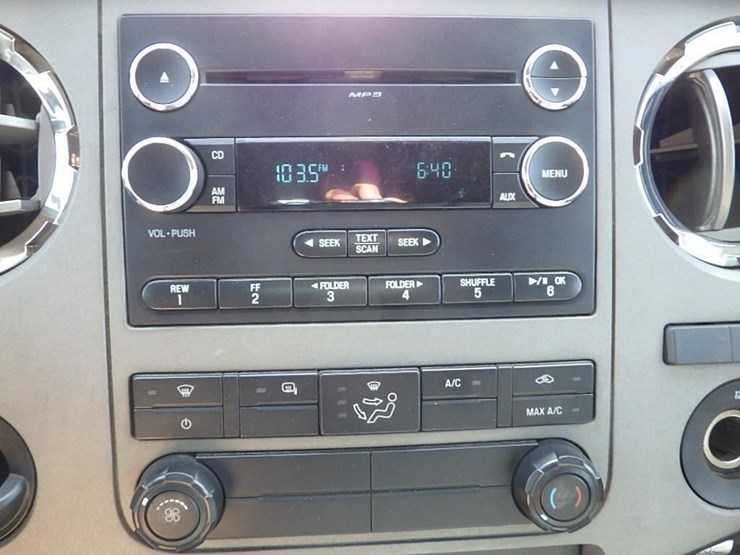 2016-ford-f650-xlt-image-37