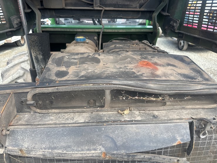 deere-1110e-image-101