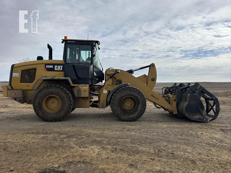 2016-caterpillar-930m-image-11