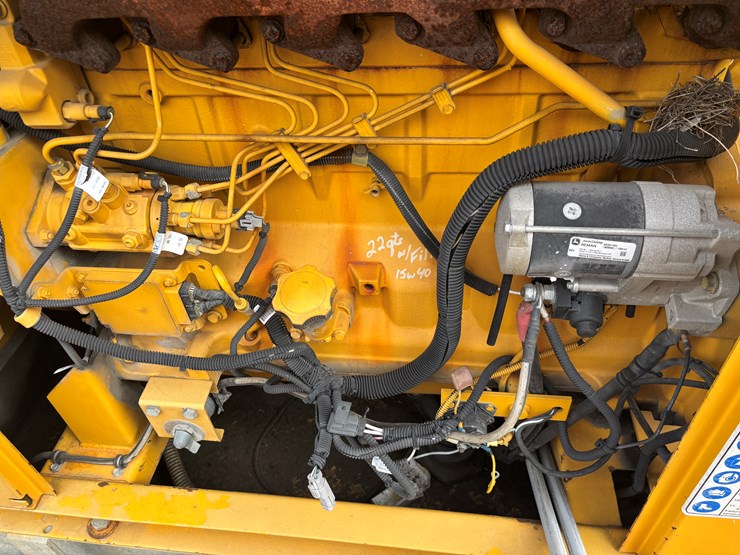 2005-gmc-t7500-image-46