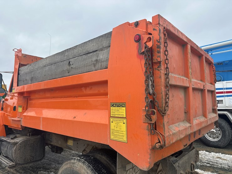 1997-massey-ferguson-8-image-18