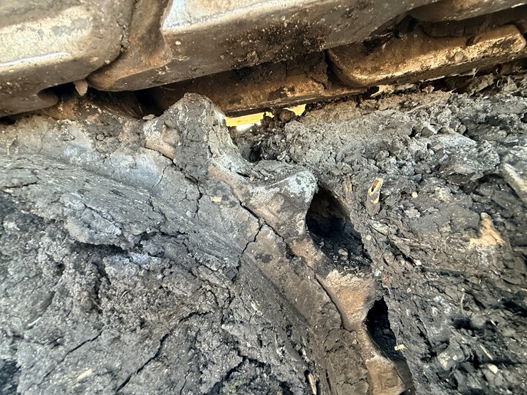 caterpillar-340-image-61