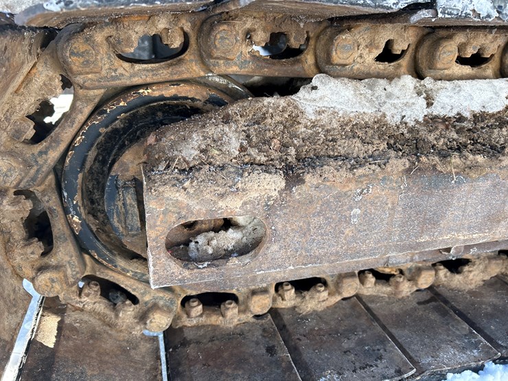 massey-ferguson-8-image-90