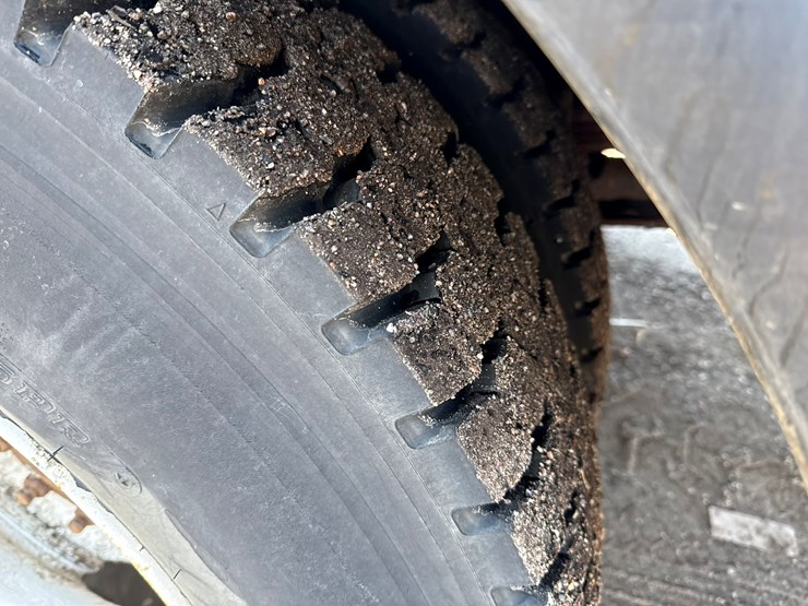 2014-international-4300-sba-image-54