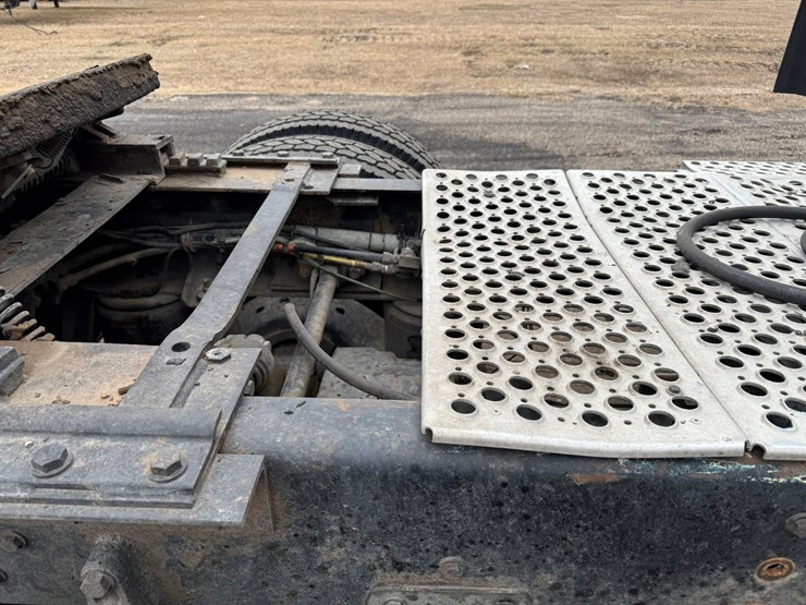 1995-kenworth-t600-image-30