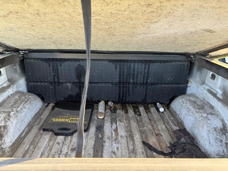 2013-chevrolet-2500-image-23