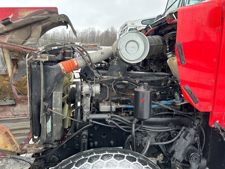 2007-kenworth-w900-image-47