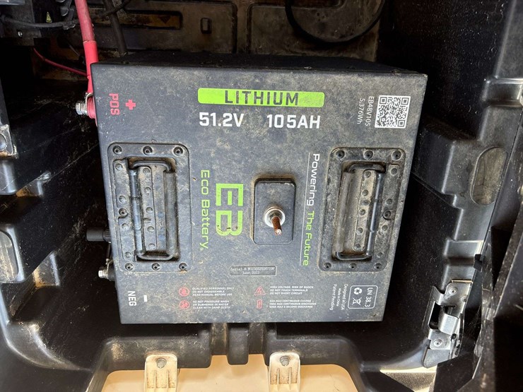 2023-bintelli-electric-golf-cart-w/-on-board-charger-(14-miles-showing)-image-17