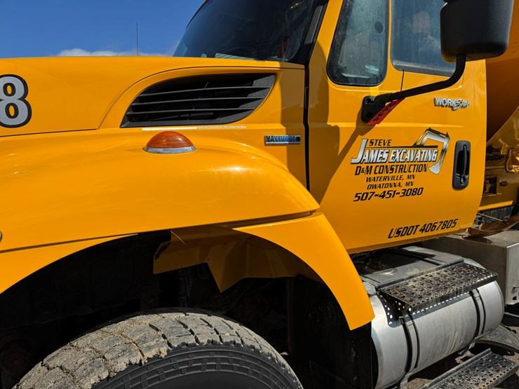 2009-international-workstar-7500-image-10