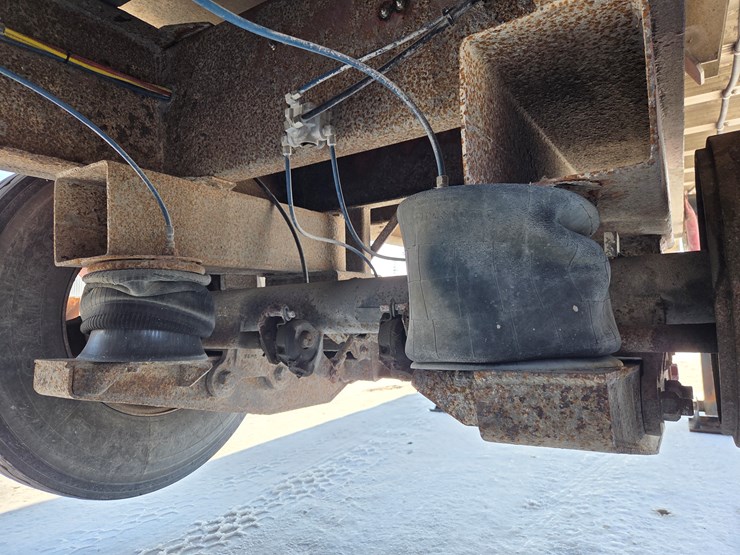 1998-massey-ferguson-8-image-21