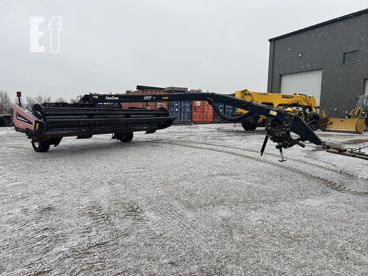 2013-mac-don-a30-d-image-1