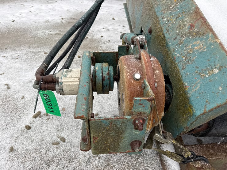 massey-ferguson-8-image-11