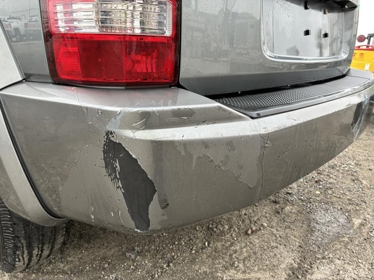 2012-jeep-liberty-image-6