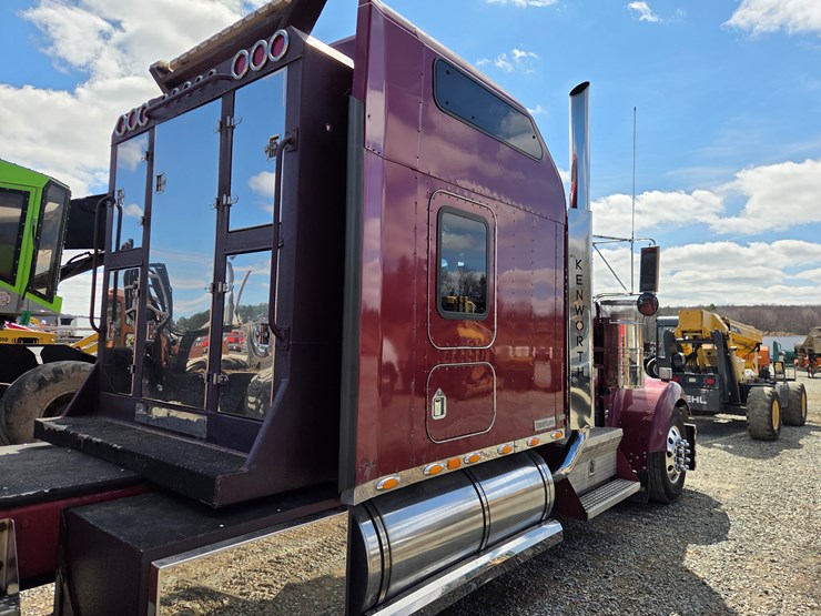 2006-kenworth-w900-image-20