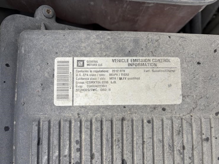 2012-gmc-sierra-2500-image-8