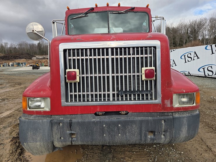 1993-international-9200-image-2