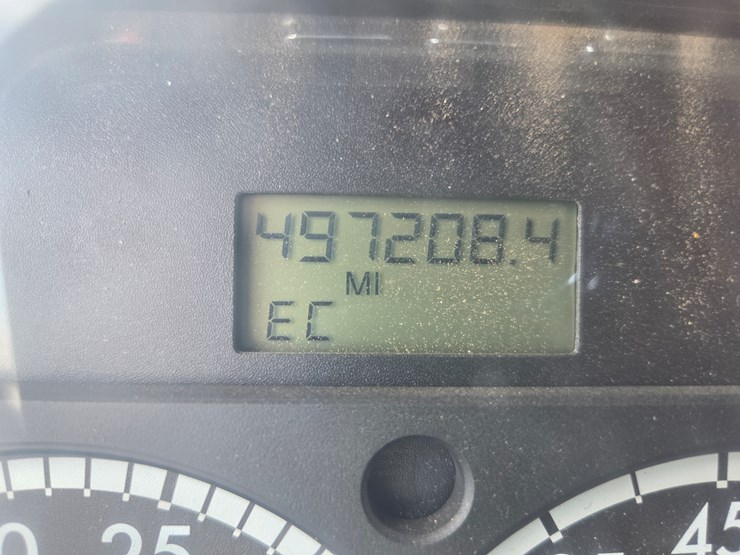 2005-massey-ferguson-8-image-70