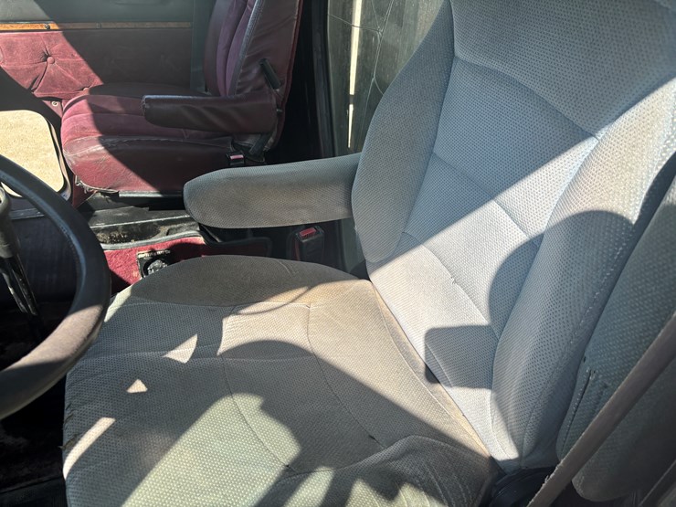 1994-international-9400-image-41