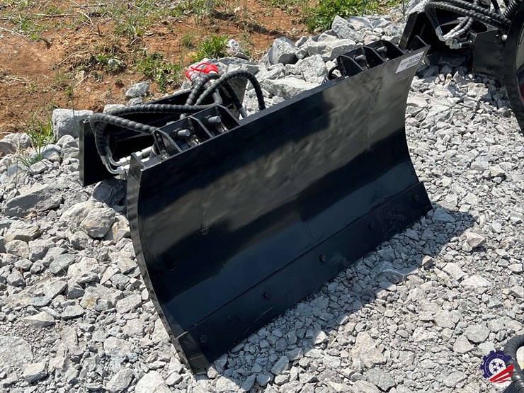 unused-2026-ce-40"-snow-blade-attachment-image-7