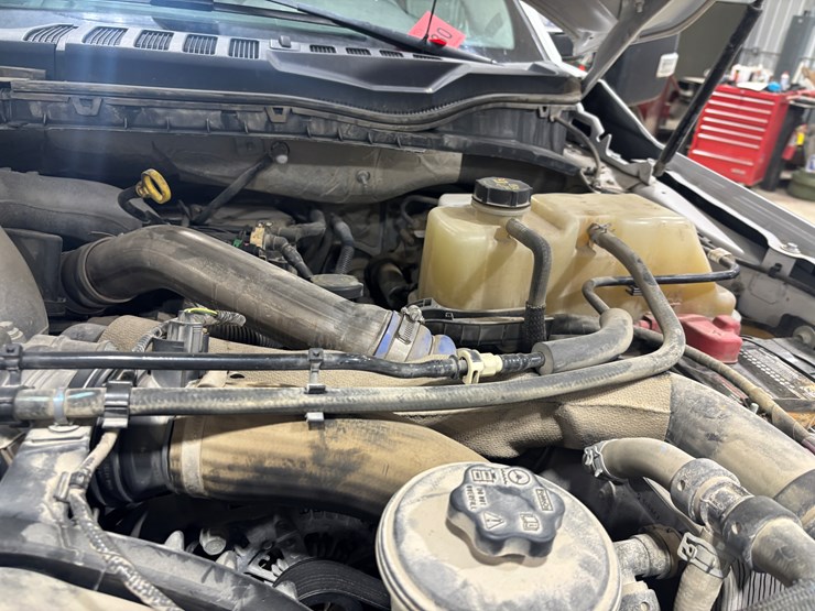 2022-ford-f550-sd-image-26