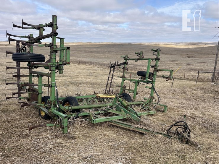 john-deere-1000-image-1