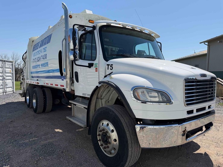 2018-freightliner-tandem-axle-trash-truck-image-7
