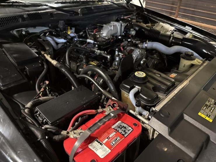 2009-ford-crown-victoria-sdn-image-14