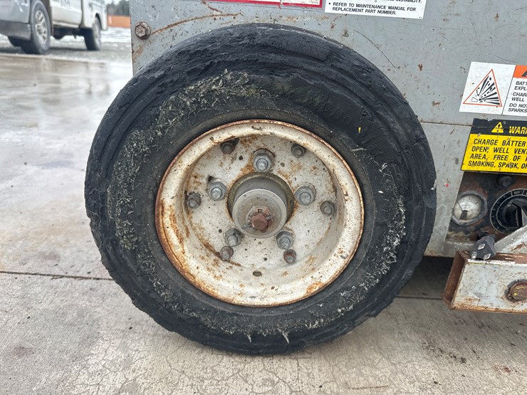 massey-ferguson-8-image-25