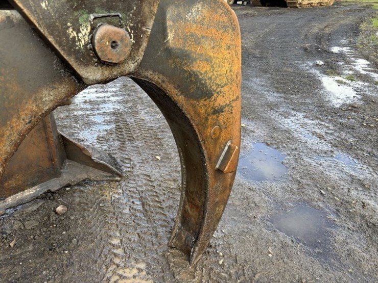 2009-link-belt-330-lx-image-25