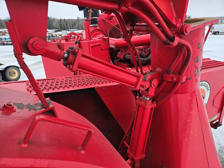 1994-massey-ferguson-8-image-63