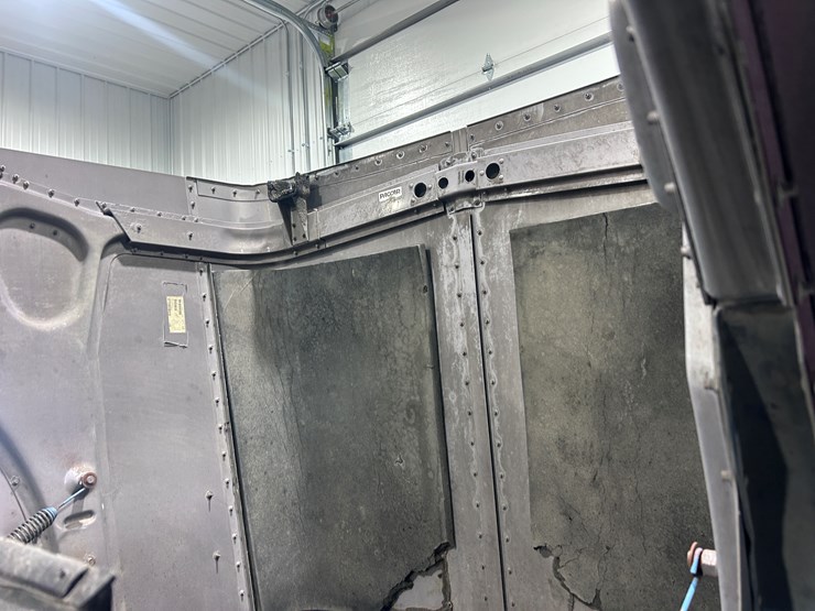 2007-peterbilt-379-image-118