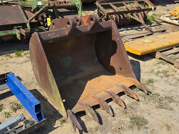 john-deere-310-image-2