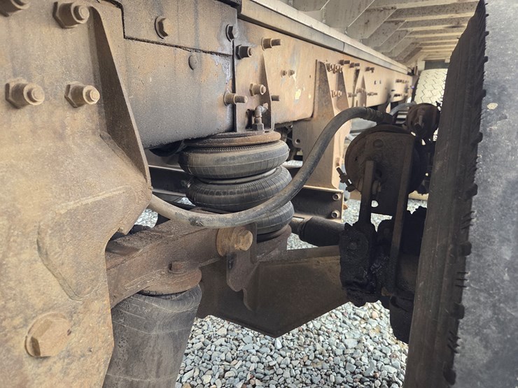 2006-massey-ferguson-8-image-32