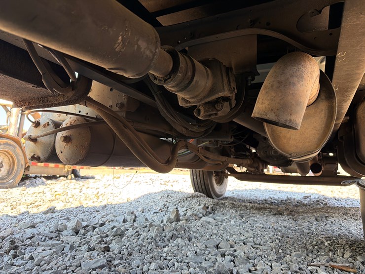 2005-international-durastar-4400-image-24