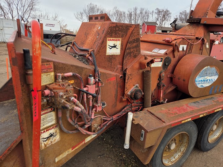 morbark-hurricane-2400xl-image-28