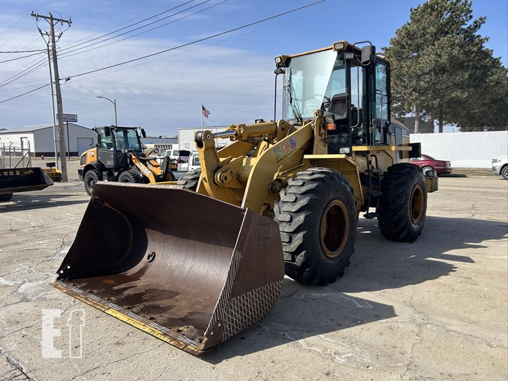 2000-caterpillar-938g-image-8